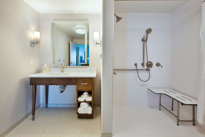 Bathroom shower