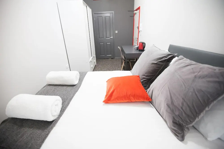 Room 3 of 14