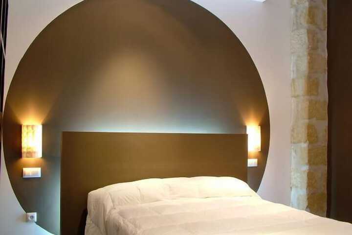 Room 10 of 36