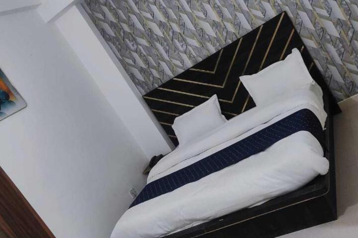 Hotel O Chirag Residency