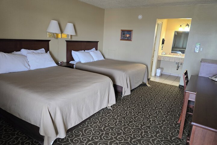 Room 3 of 12