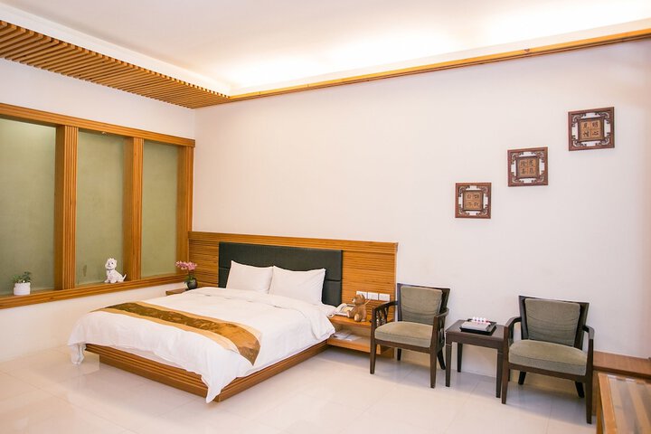 Room 7 of 68