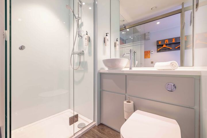Room 60 of 72