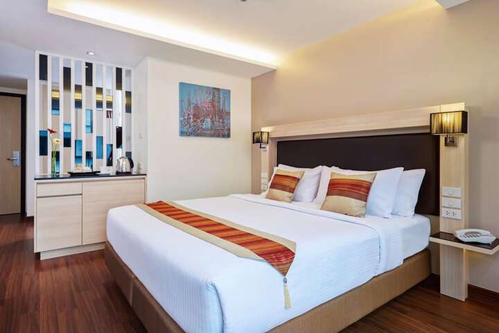 Room 14 of 26