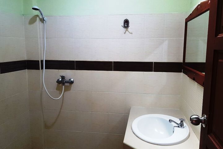 Room 46 of 81