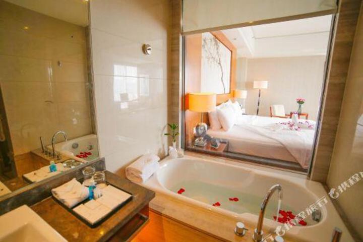 Image of New Joyful Hotel