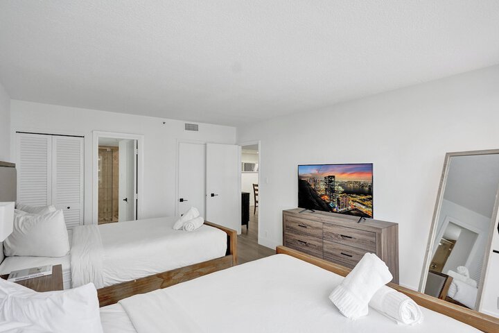 Room 192 of 723