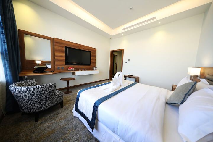 Room 6 of 39
