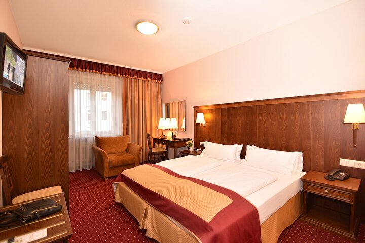 Room 12 of 57