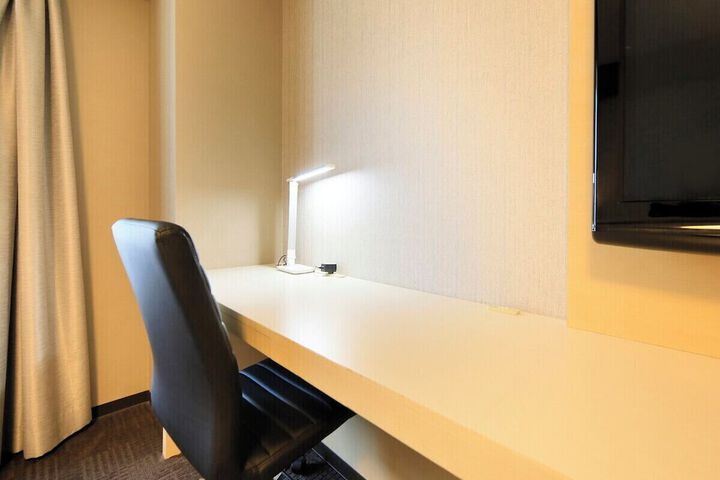 Room 22 of 54