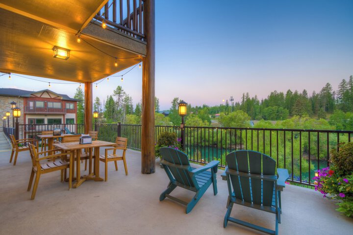 Terrace/Patio 100 of 120