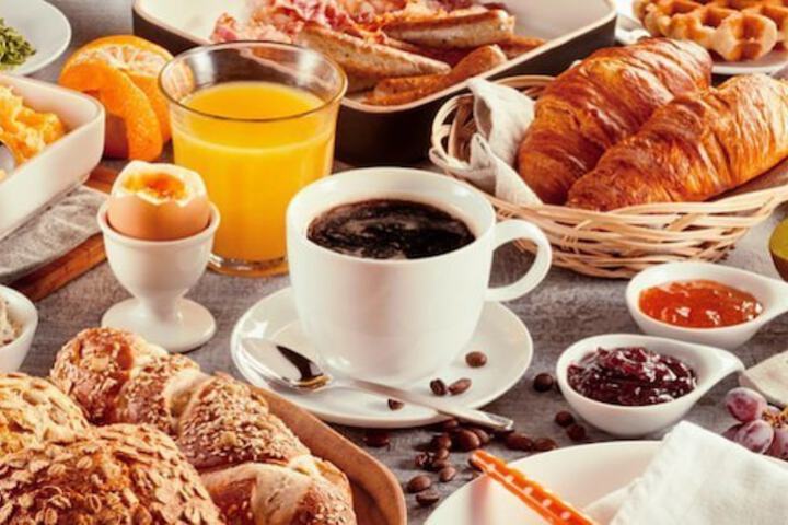 Breakfast/Coffee Service 37 of 43