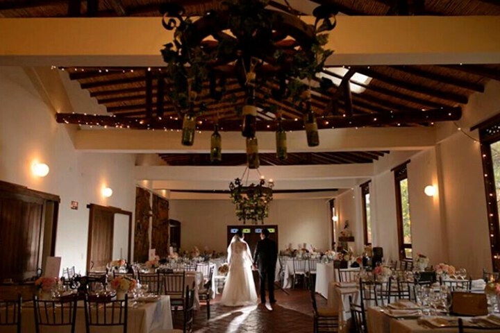 Ballroom/Hall 21 of 22