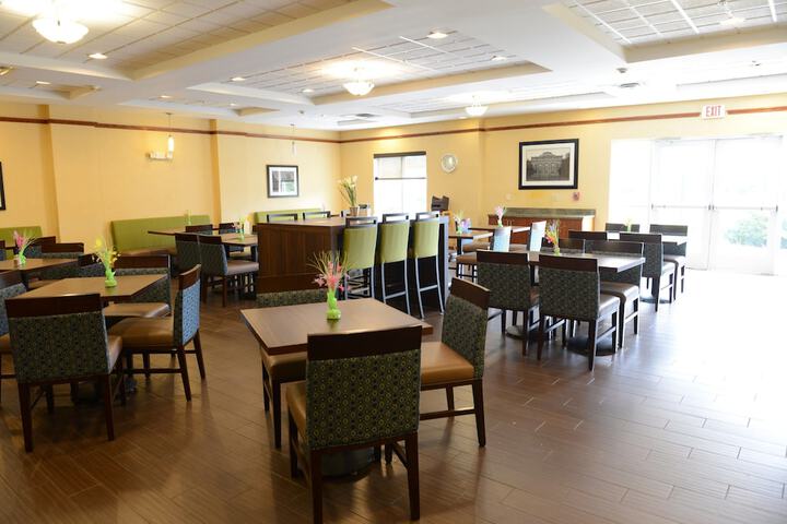 Breakfast area