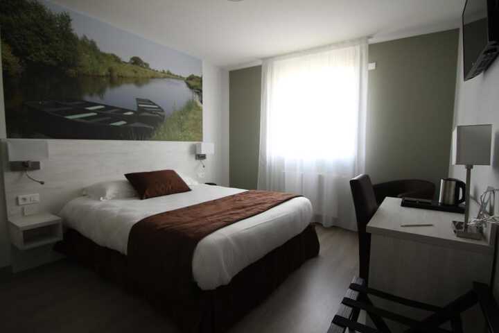 Room 35 of 62