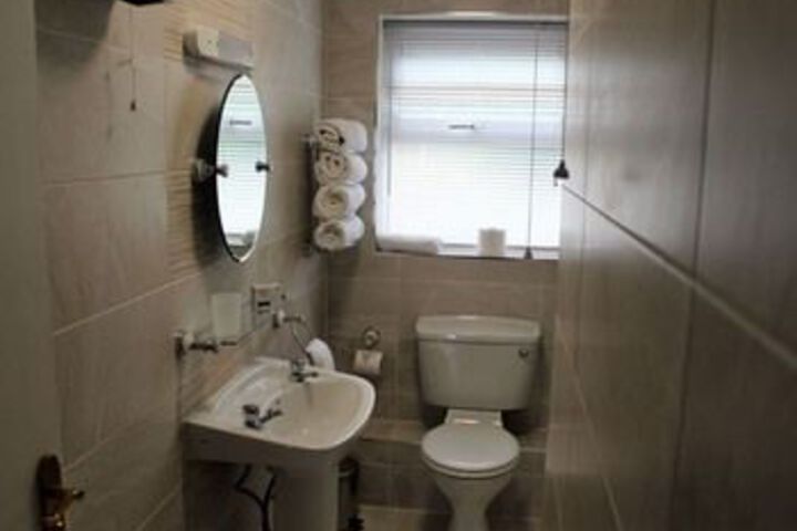 Room 3 of 13