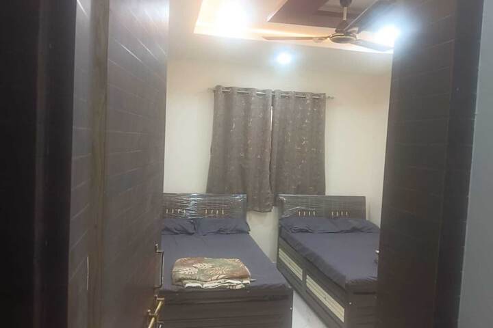 Hotel Kulswamini Inn