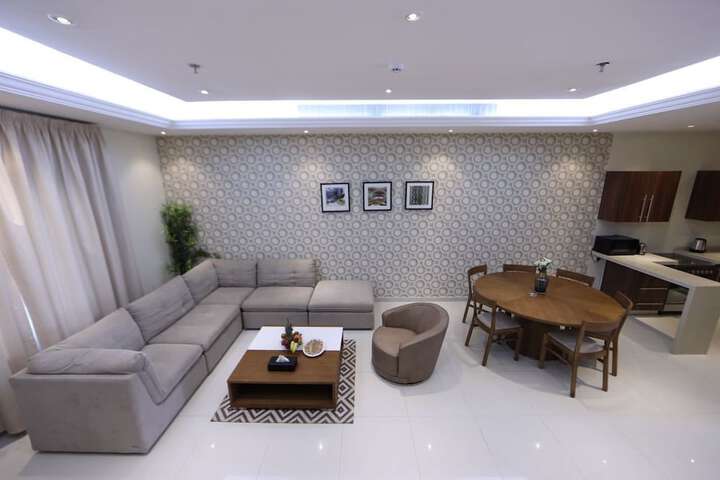 Room 14 of 34