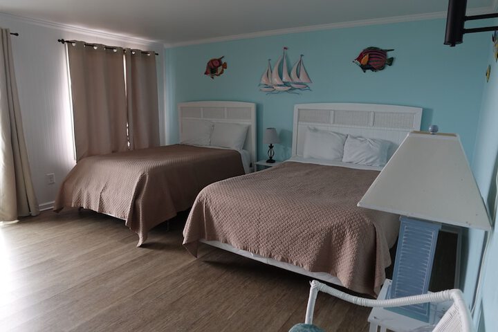 Room 51 of 282