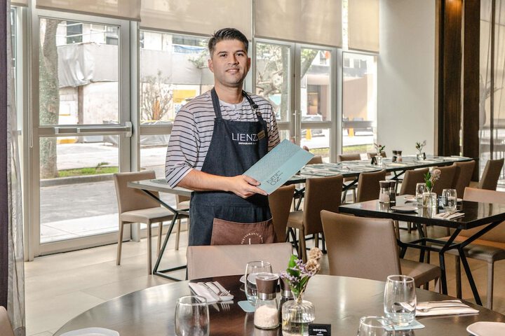 Dining 86 of 153