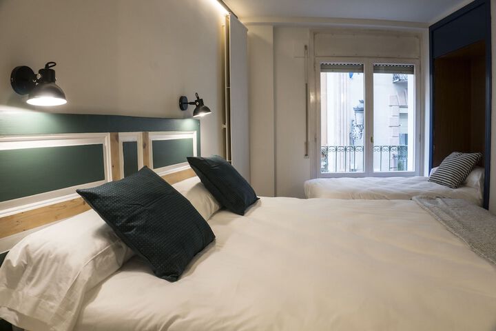 Room 14 of 65