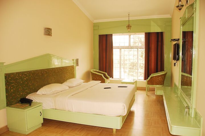 Room 2 of 15