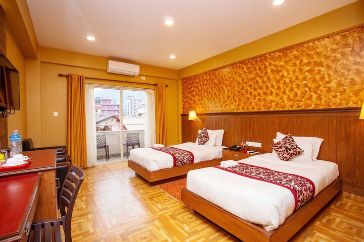 Room 19 of 82