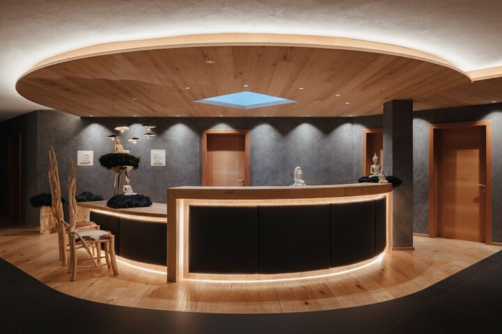 Hotel Interior 62 of 107