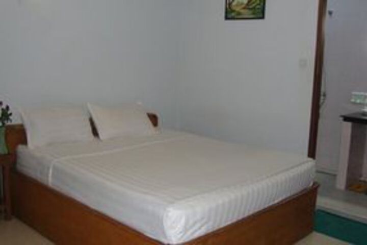 Room 14 of 20