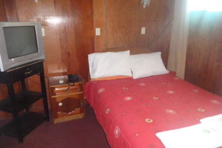 Room 12 of 28