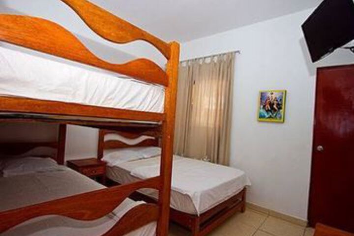 Room 11 of 24