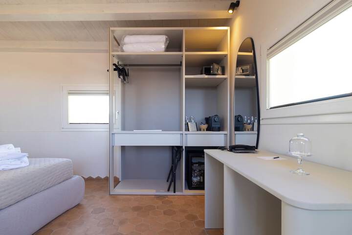 Room 12 of 86