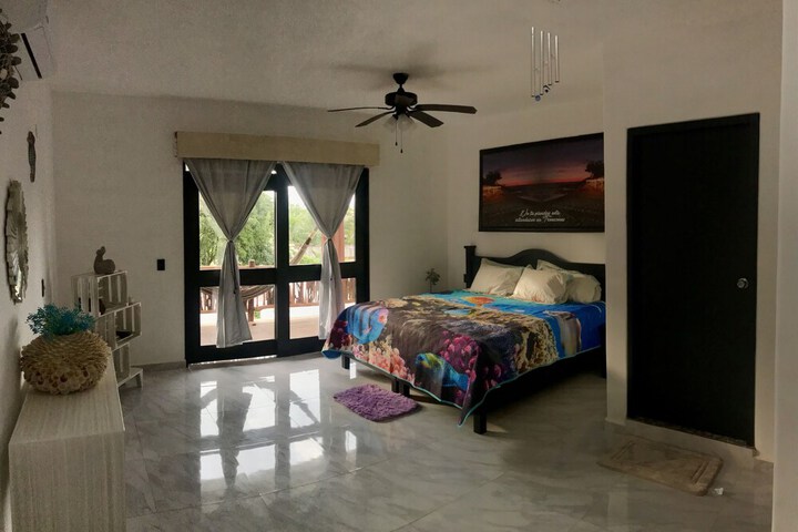 Room 36 of 115