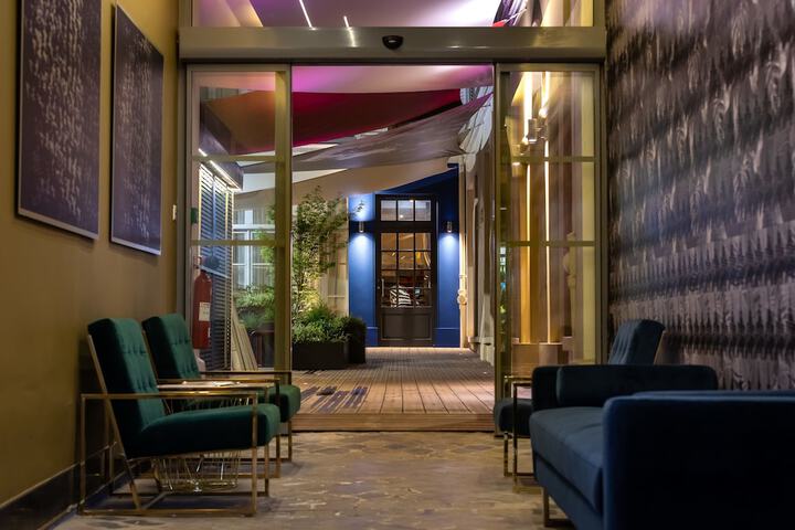 Hotel 3 of 64