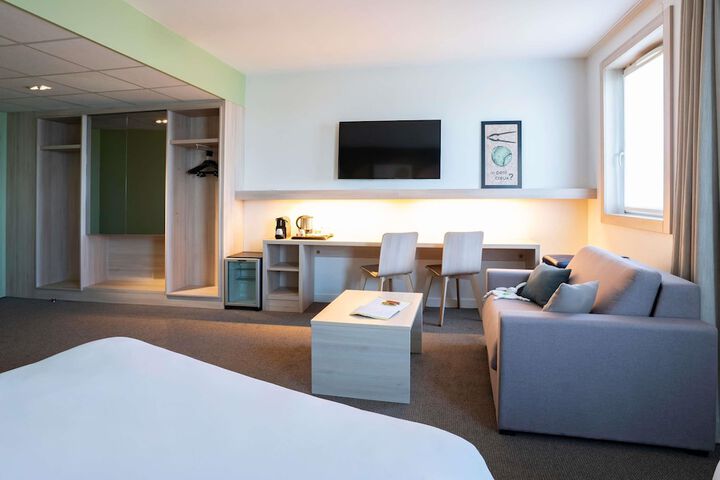 Room 21 of 51