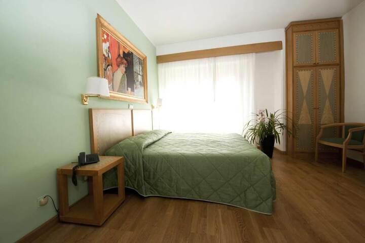 Room 18 of 39