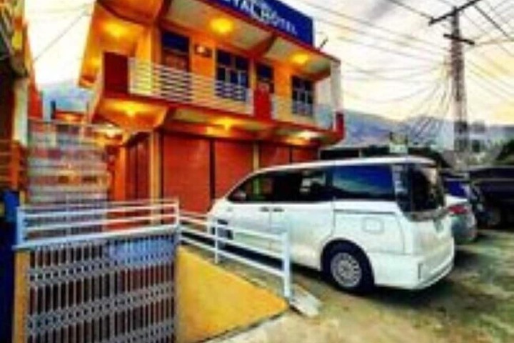 Hotel 4 of 8