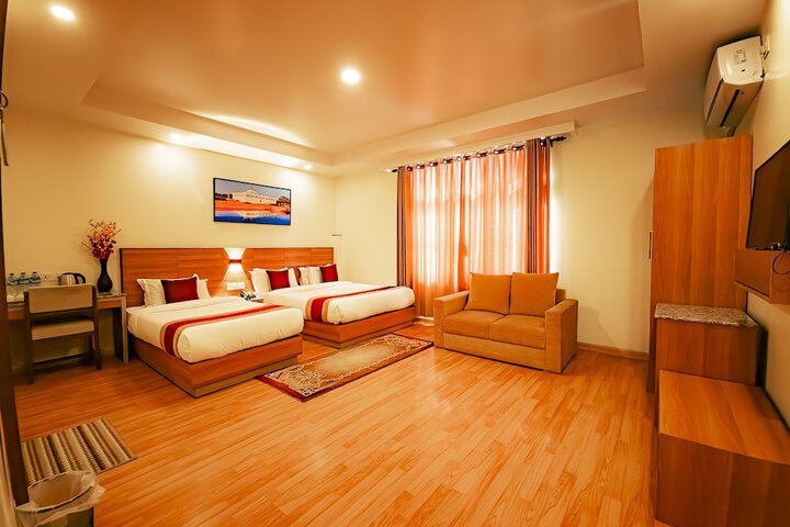 Room 16 of 73