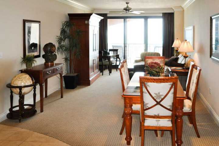 Room 12 of 38