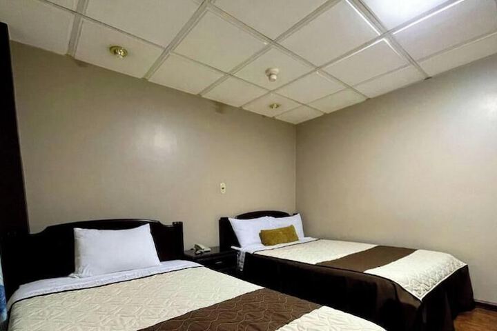 Room 5 of 54