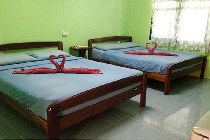 Room 15 of 128