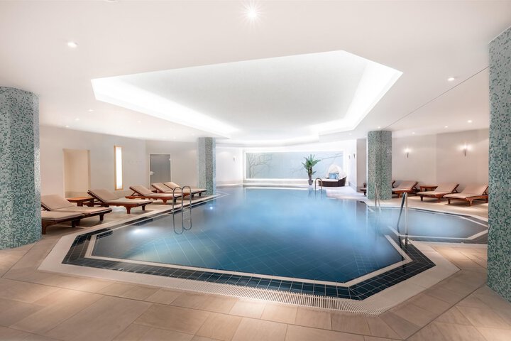 Pool 149 of 201