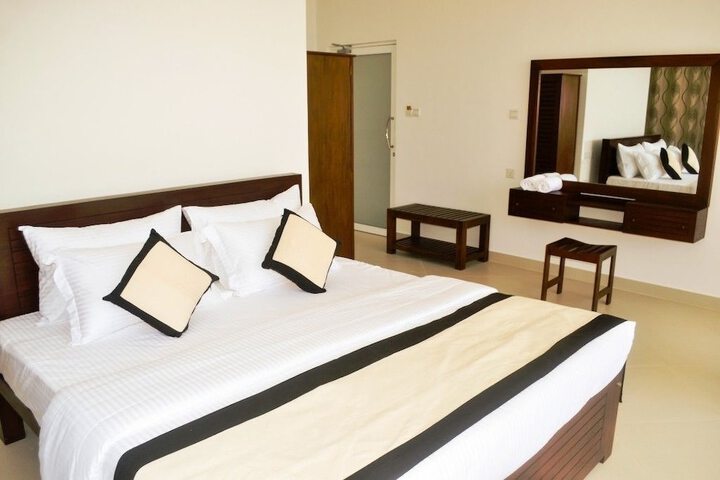 Room 3 of 36