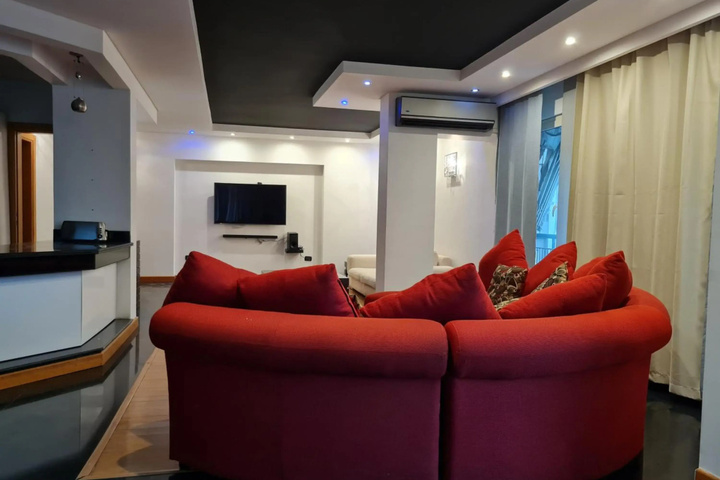 Room 3 of 17