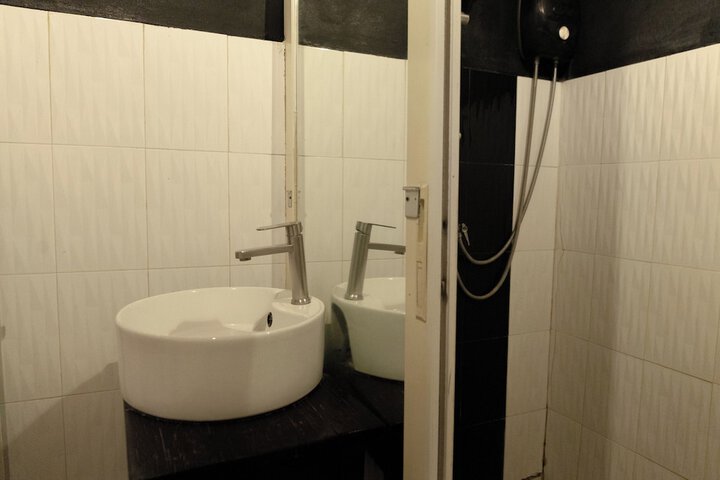 Room 144 of 268