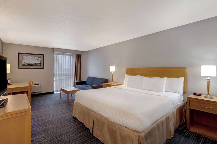 Room 14 of 31