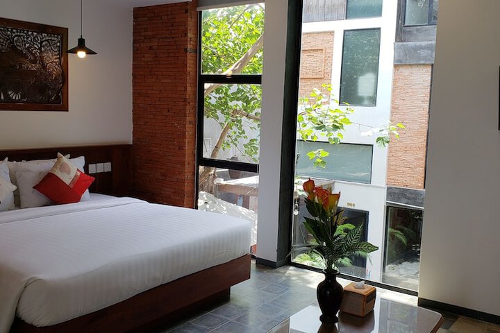 Room 2 of 22
