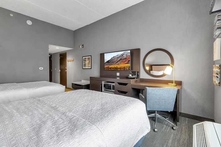 Room 13 of 61