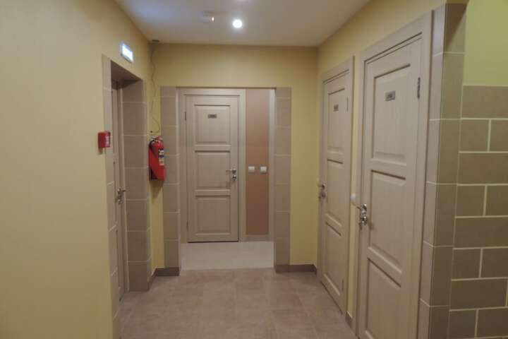 Ballroom/Hall 28 of 31