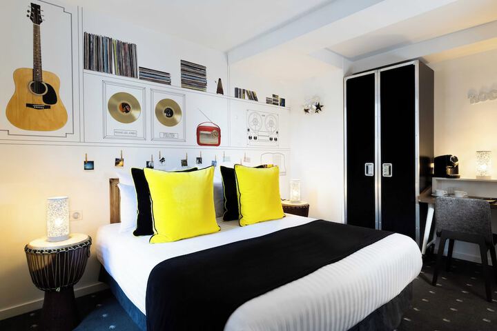 Room 48 of 91